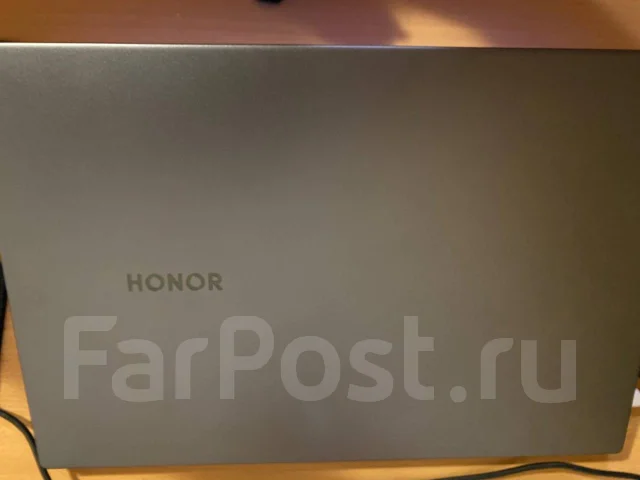 Honor MagicBook X 14. 14", ��� 8 ��, ���� 256���, WiFi: 1, Bluetooth: 1, ����������� �� 11��. ����