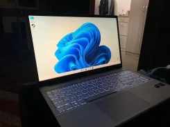 HP Pavilion 15. 15.6", 2,6����, ��� 8 ��, WiFi: 1, Bluetooth: 1 ����