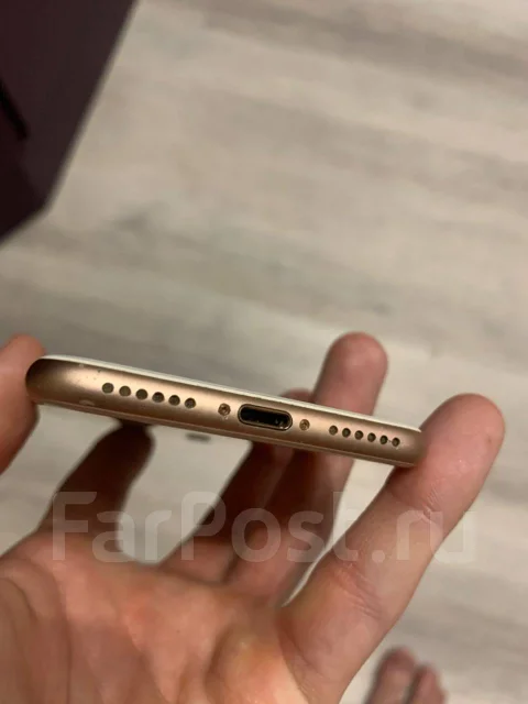 Apple iPhone 8. �/�, �������, 3G, 4G LTE, 5G, ����������, NFC ����