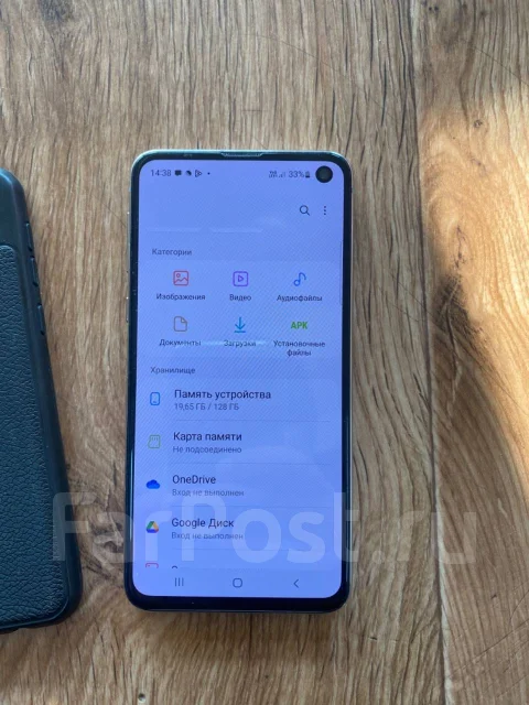 Samsung Galaxy S10e. �/� ����