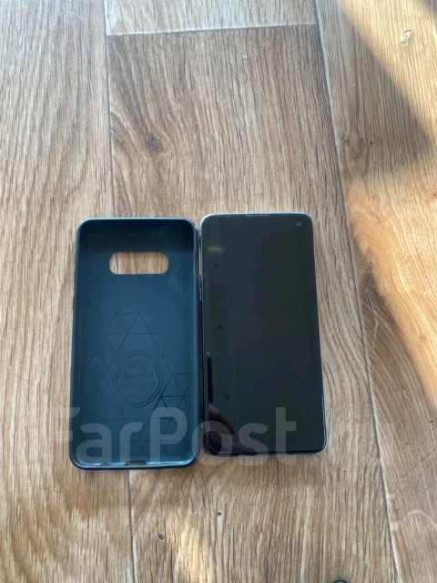Samsung Galaxy S10e. �/� ����