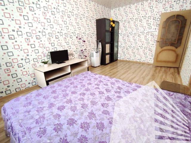 3-комнатная, улица Черняховского 9, 17 этажей, 3 этаж, 90,0 кв. м ...