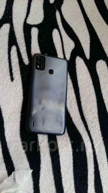 Itel A48. �/�, 32 ��, �����, 3G, 4G LTE, Dual-SIM ����