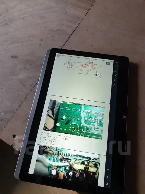 Sony VAIO Fit. 13", 1,6����, ��� 8 ��, ���� 120���, WiFi: 1, Bluetooth: 1, ����������� �� 2��. ����