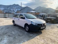 Nissan AD. �������, ��������, 1.5 (111��.�.), ������, 76����. �� ����