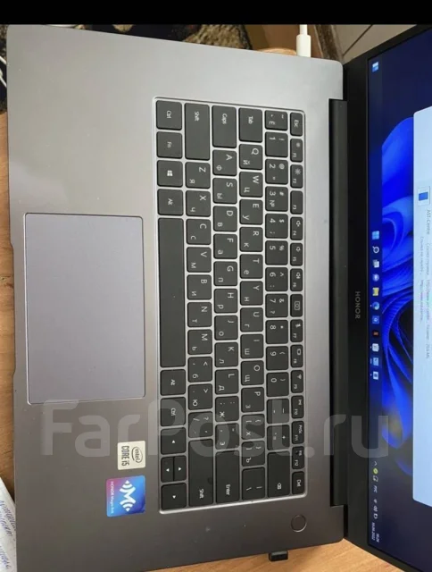 Honor MagicBook X 14. 14", ��� 8 ��, WiFi: 1, Bluetooth: 1 ����