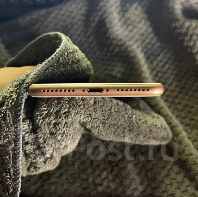 Apple iPhone 8 Plus. �/�, 64 ��, �������, �������, 4G LTE ����