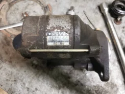 ���� ������� � 2001 �� 2007 ��� 2.4 ������� 04686111AC ����