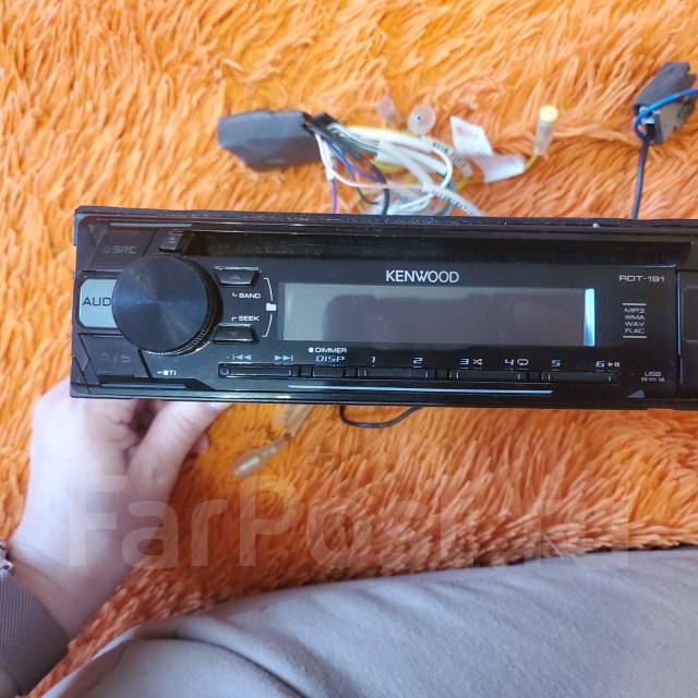 Магнитофон в машину Kenwood - Магнитолы во Владивостоке
