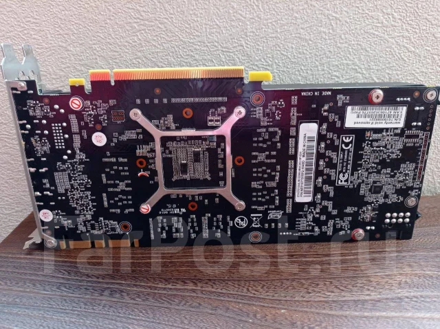 GeForce GTX 1070 Ti ����