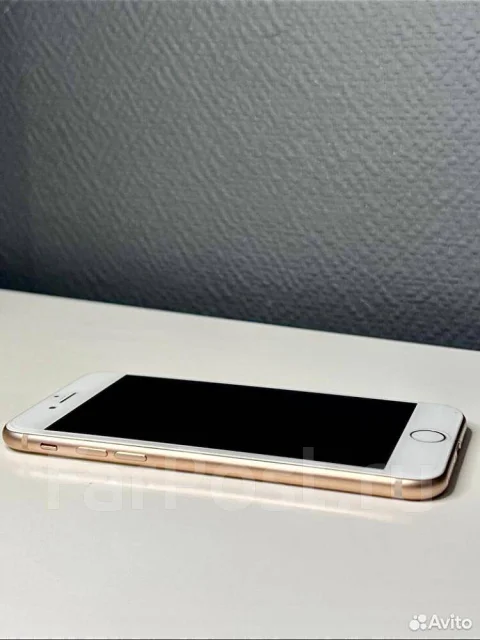 Apple iPhone 8. �/�, 128 ��, �������, 4G LTE ����