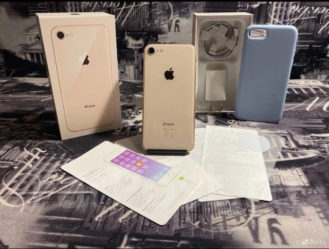 Apple iPhone 8. �/�, 128 ��, �������, 4G LTE ����