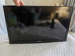 Samsung UE24H4070. LED ����