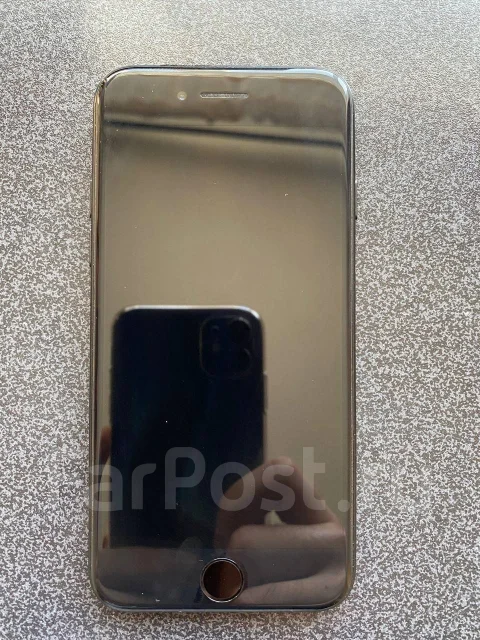 Apple iPhone 7. �/�, 32 ��, ������, 4G LTE ����