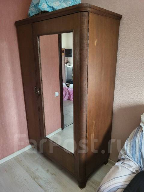 Шкаф распашной, гостиная, спальня, б/у, в наличии. Цена: 9 500₽ во ...