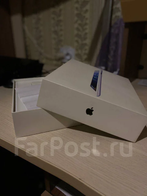 Apple iPad 4. 9.7 ������ ����