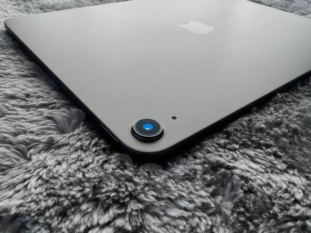 Apple iPad Air 4. 10.9 ������, ������ 64 �� ����