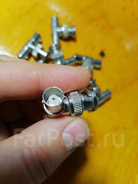 BNC тройник папа-мама, новый - Прочая электроника во Владивостоке