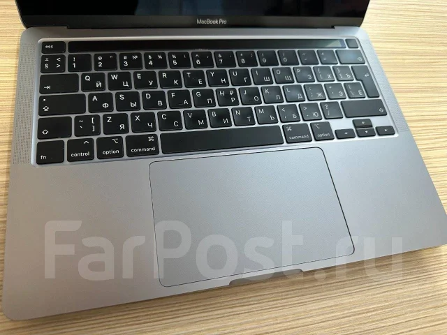 Apple MacBook Pro 13 2020. 13", ��� 8 ��, ���� 256���, WiFi: 1, Bluetooth: 1, ����������� �� 10��. ����