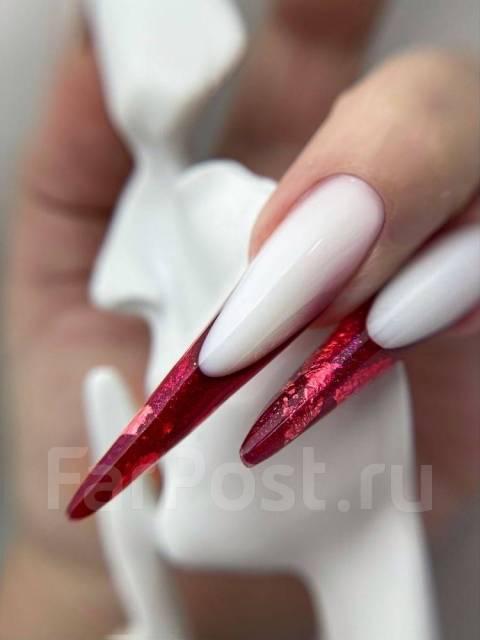 Красивый красный френч на ногтях (46 фото)