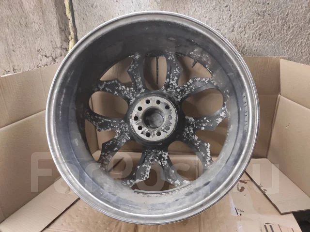 Rial Davos. 8.5x22", 5x114.3, 5x120, ET20, �� 74���. ����