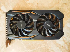 Radeon RX 560 ����