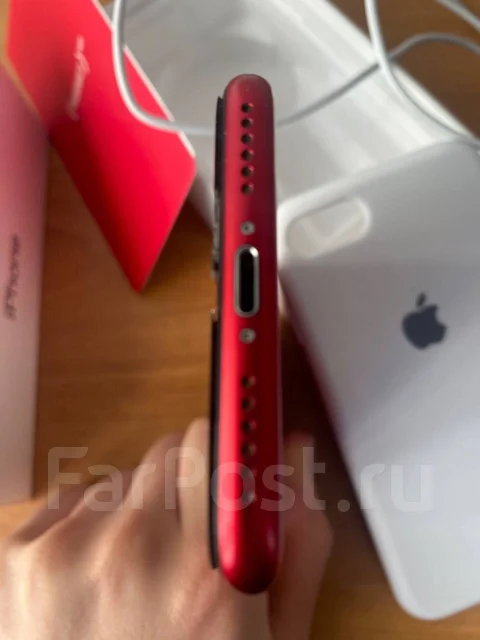 Apple iPhone SE 2020. �/�, 64 ��, �������, 4G LTE ����