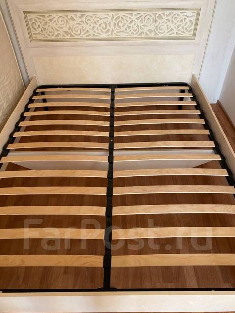 Кровать двухспальная Александрия с матрасом, б/у, в наличии. Цена: 25 ...