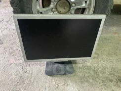 Acer. 19", ���������� �� (LCD, LED, QLED) ����