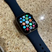 Apple Watch Series 5. GPS, NFC, IP68 ����