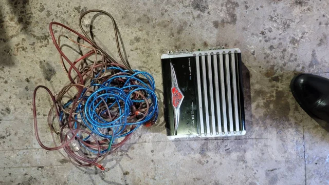 Soundstream ����