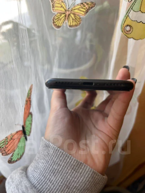 Apple iPhone SE 2020. �/�, 64 ��, ������, 4G LTE ����