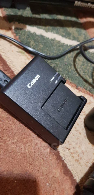 Canon EOS 1100D ����