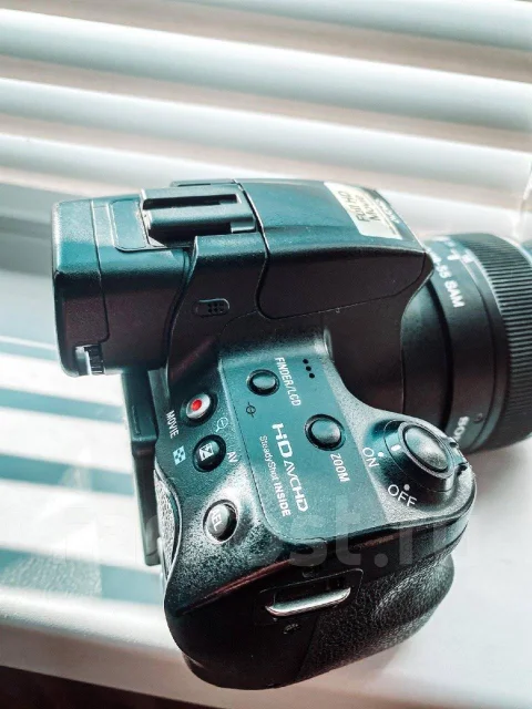 Sony Alpha SLT-A37 Kit ����