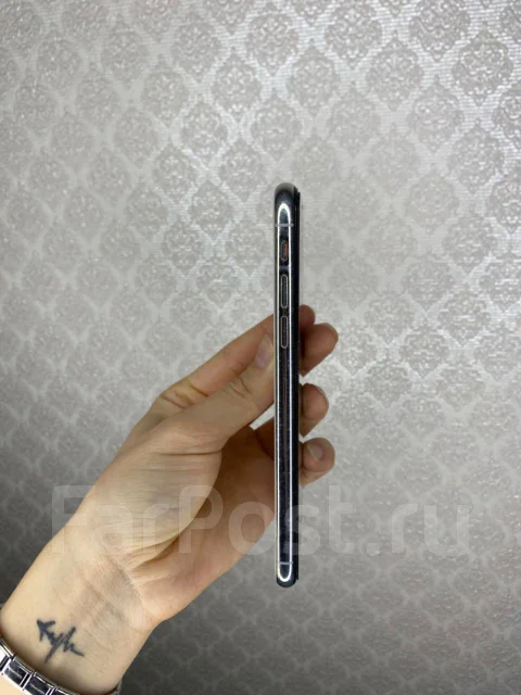 Apple iPhone X. �/�, 64 ��, ����� ����