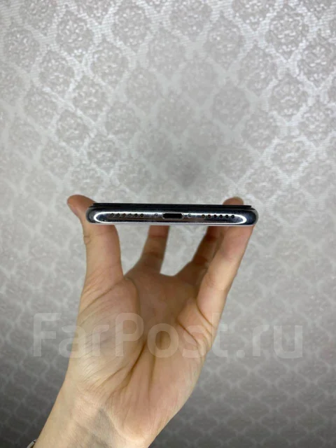 Apple iPhone X. �/�, 64 ��, ����� ����