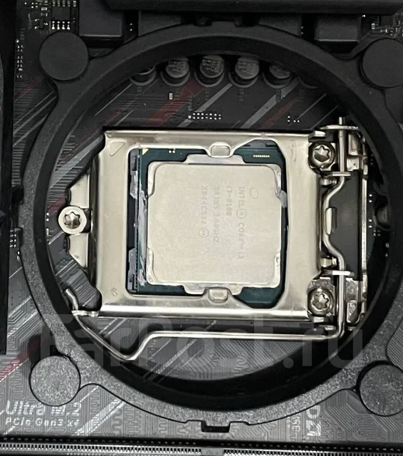 Intel Core i3-8100 ����