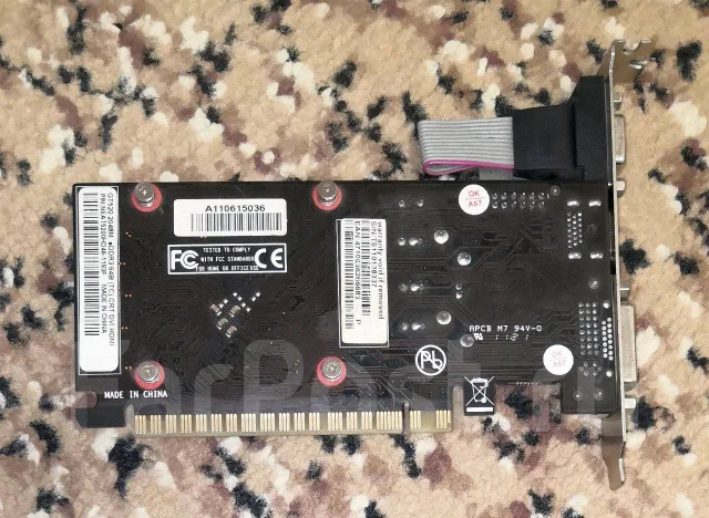 GeForce GT 520 ����