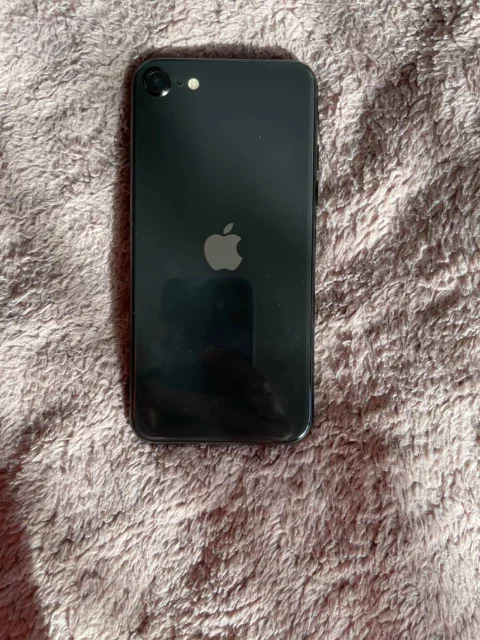 Apple iPhone SE 2022. �/�, 128 ��, ������, 4G LTE ����