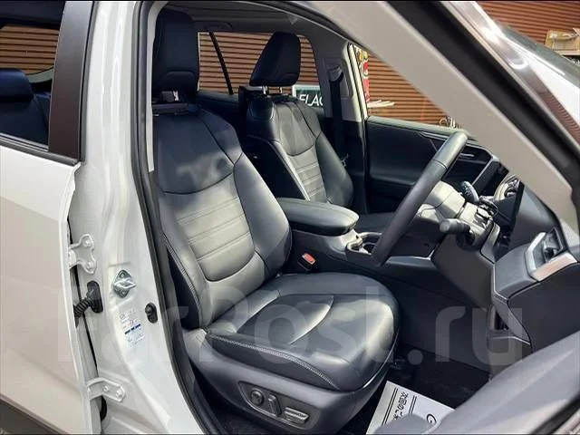 Toyota RAV4. ��������, 4wd, 2.0 (171��.�.), ������, �/�. ��� ����� �� ������������ ����