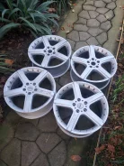 Momo GTR. 7.5x18", 5x114.3, ET42, �� 71,1���. ����