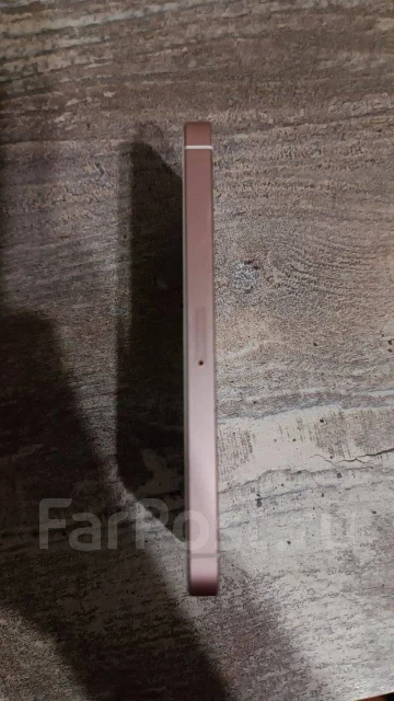 Apple iPhone SE. �/�, 32 ��, �������, 3G ����