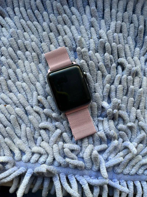 Apple Watch Series 3 Nike+ ����