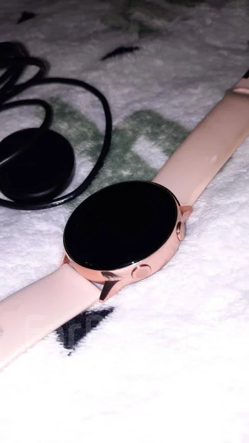 Samsung Galaxy Watch Active2 ����