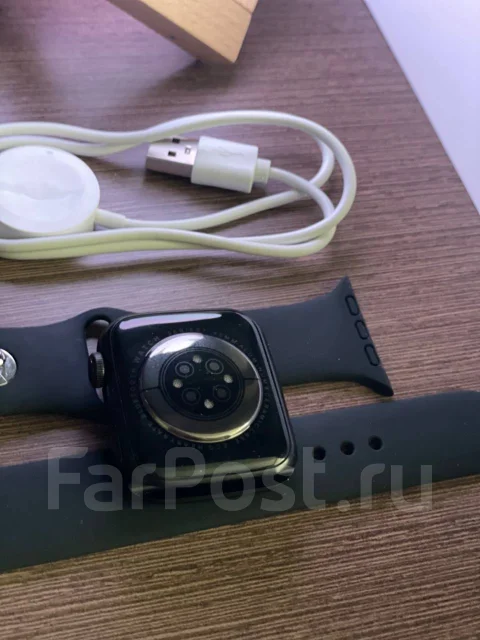 Apple Watch Series 7. GPS, IP67 ����