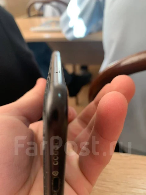 Apple iPhone Xr. �/�, 64 ��, ������, 3G, 4G LTE, NFC ����