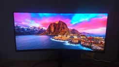 Huawei. 34", ���������� �� (LCD, LED, QLED) ����