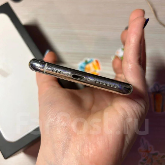 Apple iPhone 11 Pro. �����, �� 8 ��, �����, 4G LTE, NFC ����
