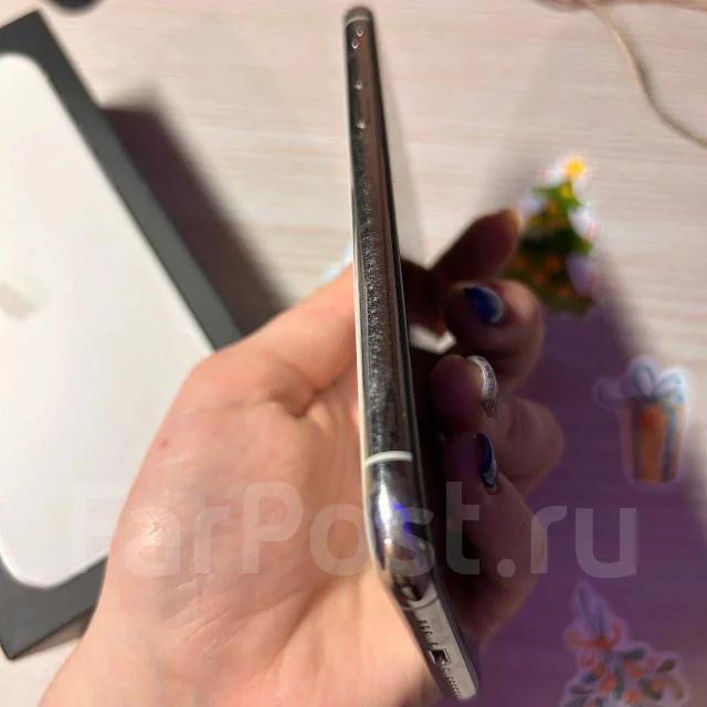 Apple iPhone 11 Pro. �����, �� 8 ��, �����, 4G LTE, NFC ����