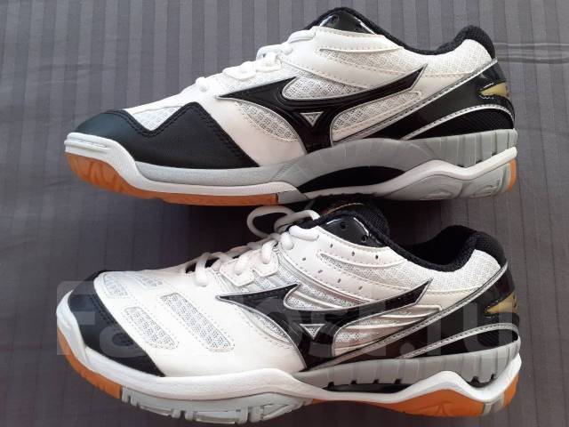 Кроссовки волейбольные Mizuno Wave Rydeen, новый, в наличии. Цена: 13 ...